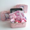 Hello-Kitty-Gift-Box-4-scaled Hello Kitty Gift Box | 1 suitcase + 10 random items